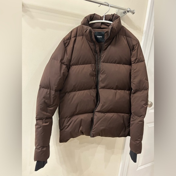 Worn once Theory Stand-Collar Puffer Coat size P - Picture 5 of 10